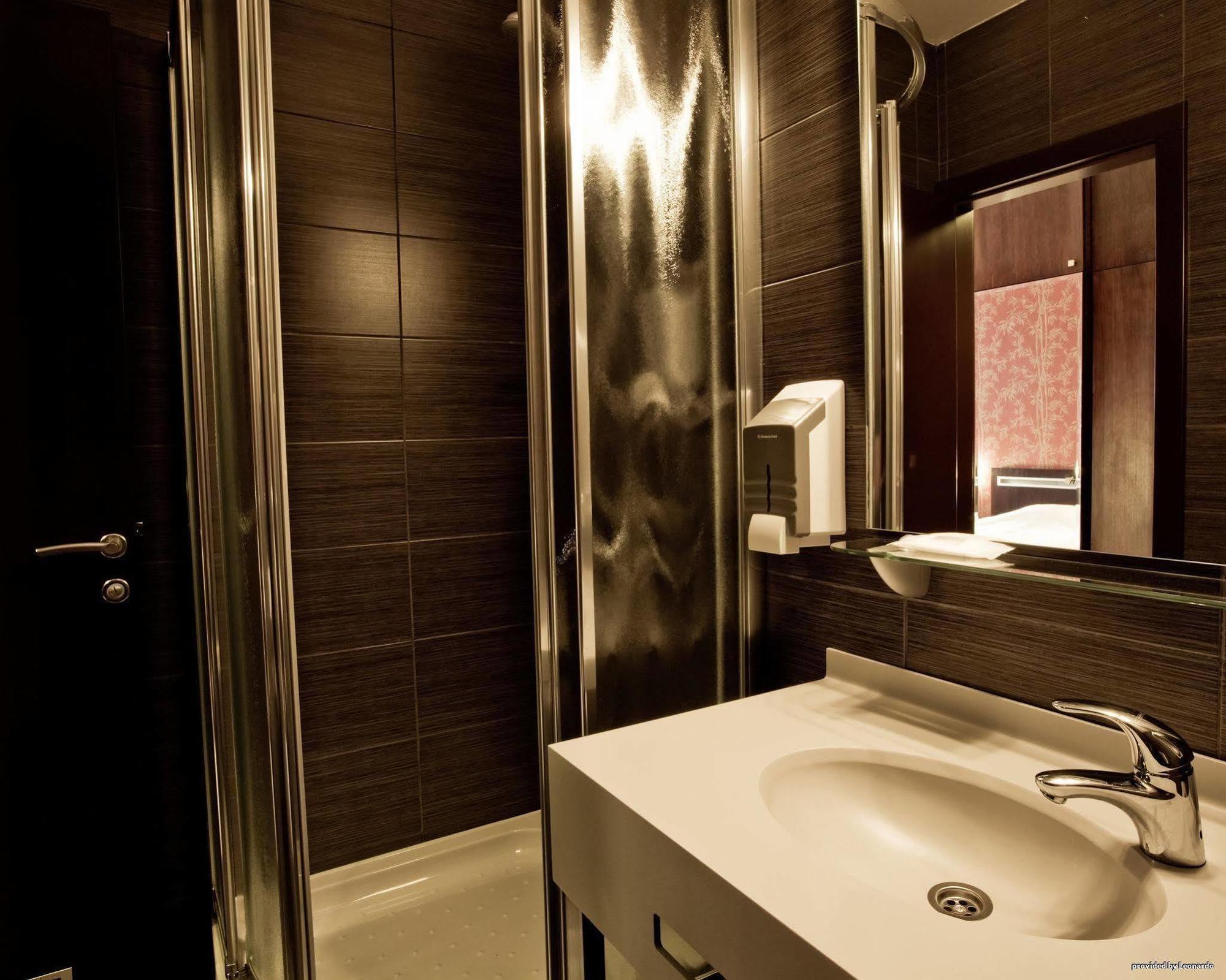 Hotel Forum Garni Subotica Bilik gambar