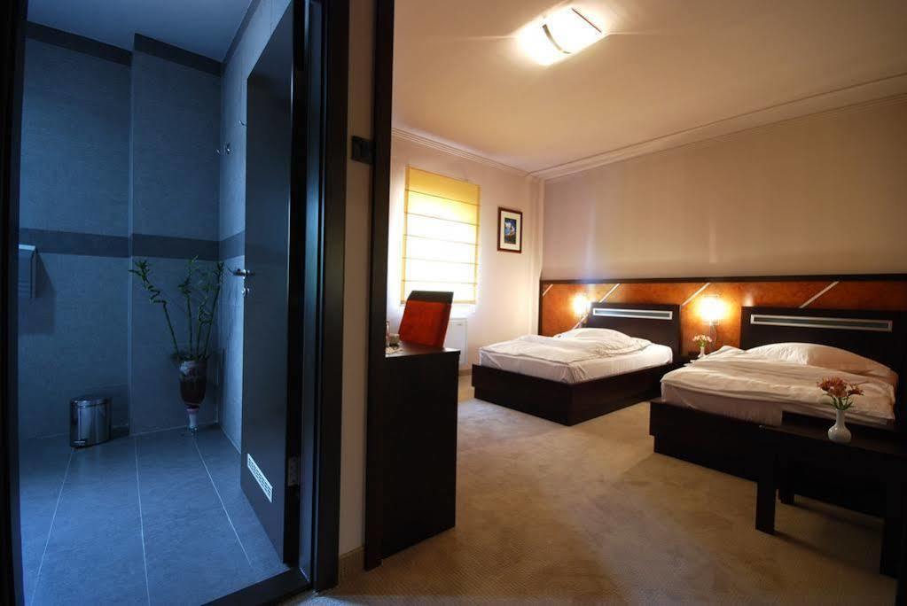 Hotel Forum Garni Subotica Luaran gambar