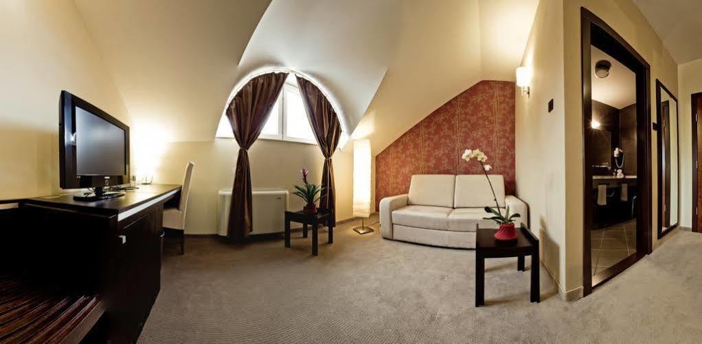 Hotel Forum Garni Subotica Luaran gambar